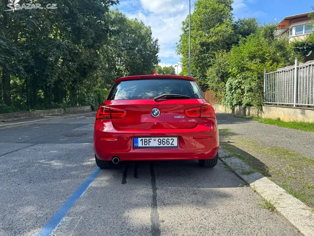 BMW Řada 1, 116 d automat - fotka 5
