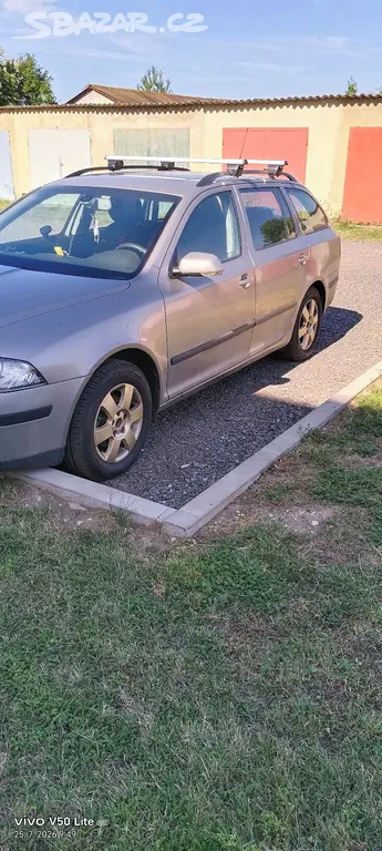 Škoda Octavia 2 combi 1.9 TDI automat r.v 2007 - fotka 5