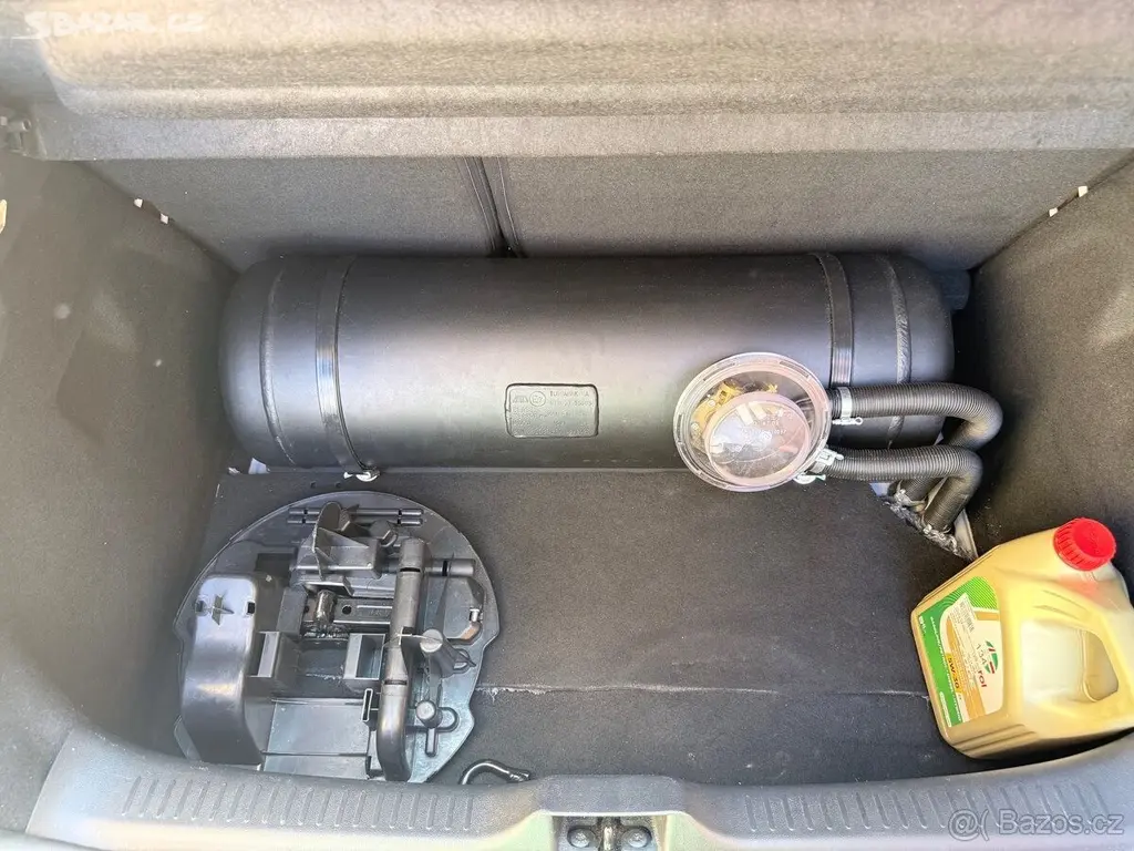 Renault Clio 1,2 16v benzin+LPG - fotka 4