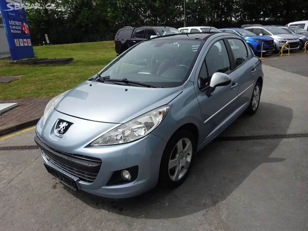 Peugeot 207 1,6 HDI, NOVÉ ROZVODY, PANORAMA