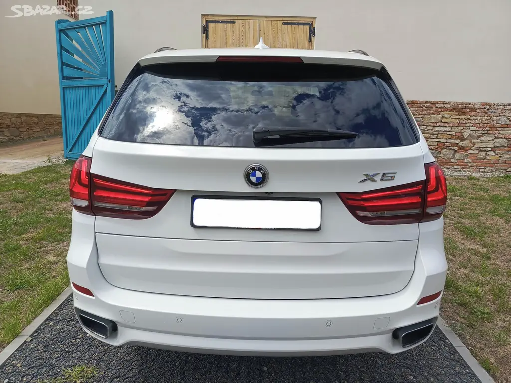 BMW X5 30D XDRIVE M-PAKET,1.MAJITEL,ČR,SERVIS BMW - fotka 4