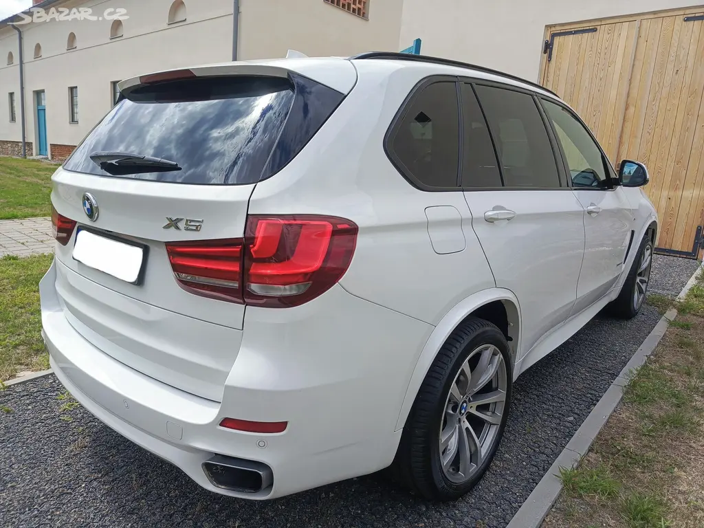 BMW X5 30D XDRIVE M-PAKET,1.MAJITEL,ČR,SERVIS BMW - fotka 5