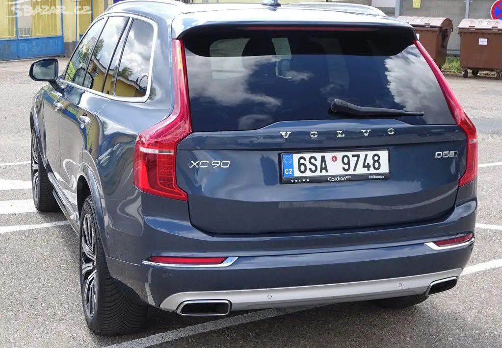 Volvo XC90, 2.0 D5 r.v.-2018 (173kw) SERVISKA - fotka 4