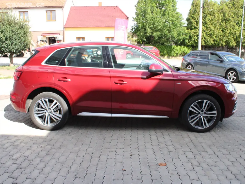 Audi Q5, 2,0 TFSi CZ původ S-Line - fotka 3