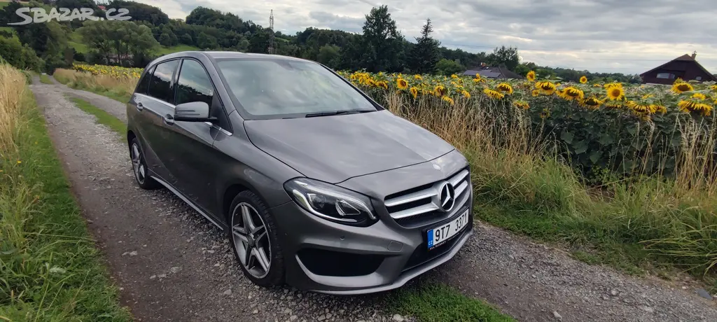 Také na splátky Mercedes Benz B 180d AMG-LINE 1.6 - fotka 6