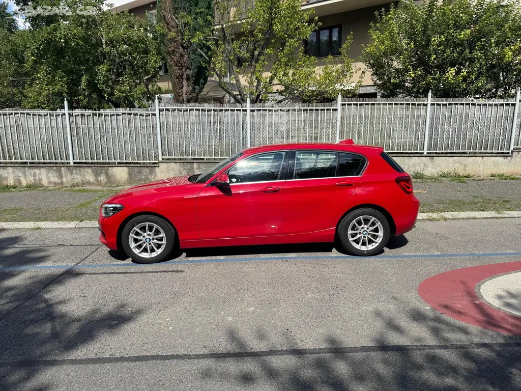 BMW Řada 1, 116 d automat - fotka 6