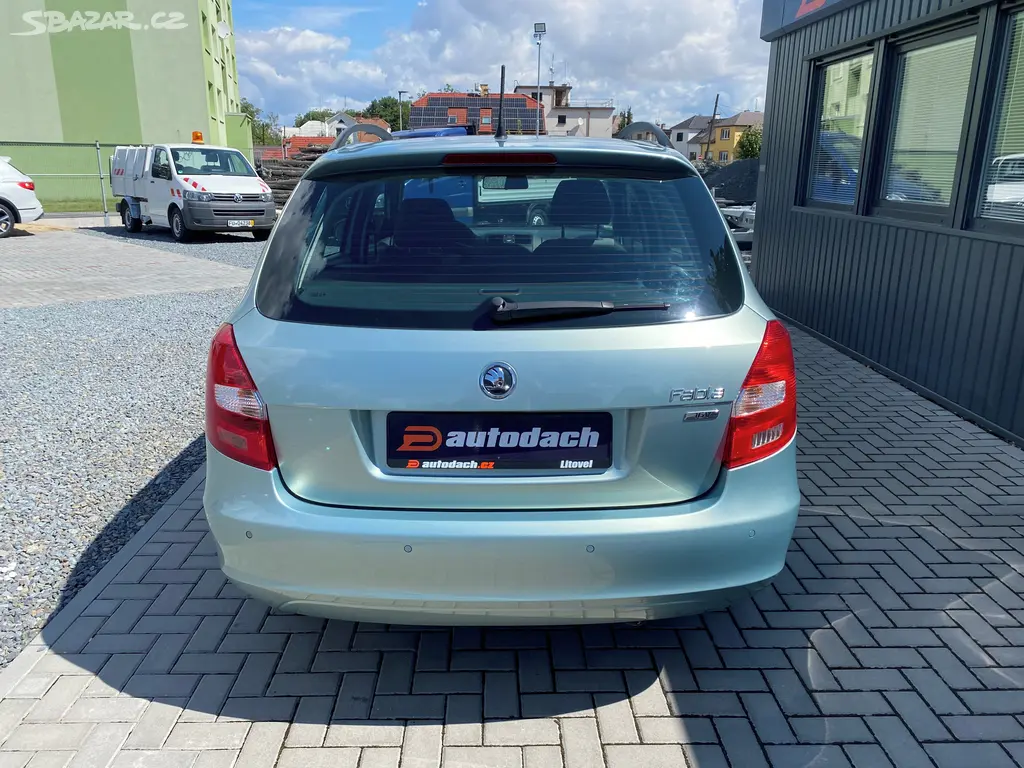Škoda Fabia, 1.4i 63kW-KLIMATIZACE-46 000KM - fotka 4