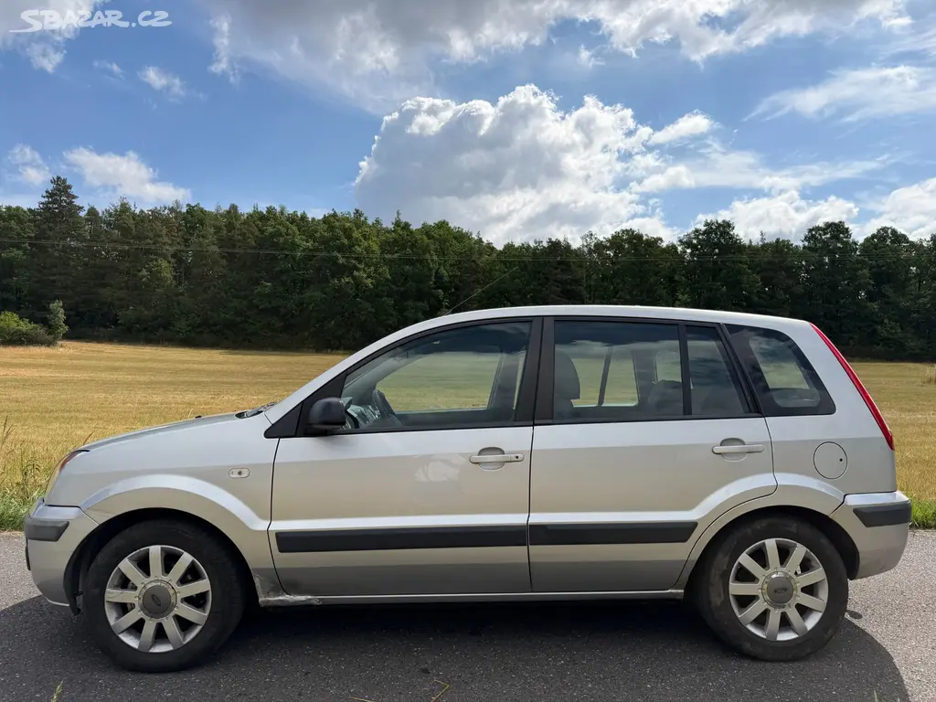 Ford Fusion 1.4i ČR, KLIMA, 126TKM, SERVIS - fotka 5
