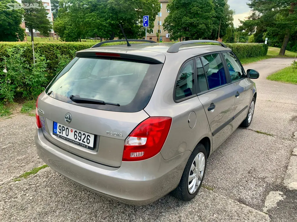 škoda fabia kombi 11/2014 1.2 tsi 83tkm - fotka 5