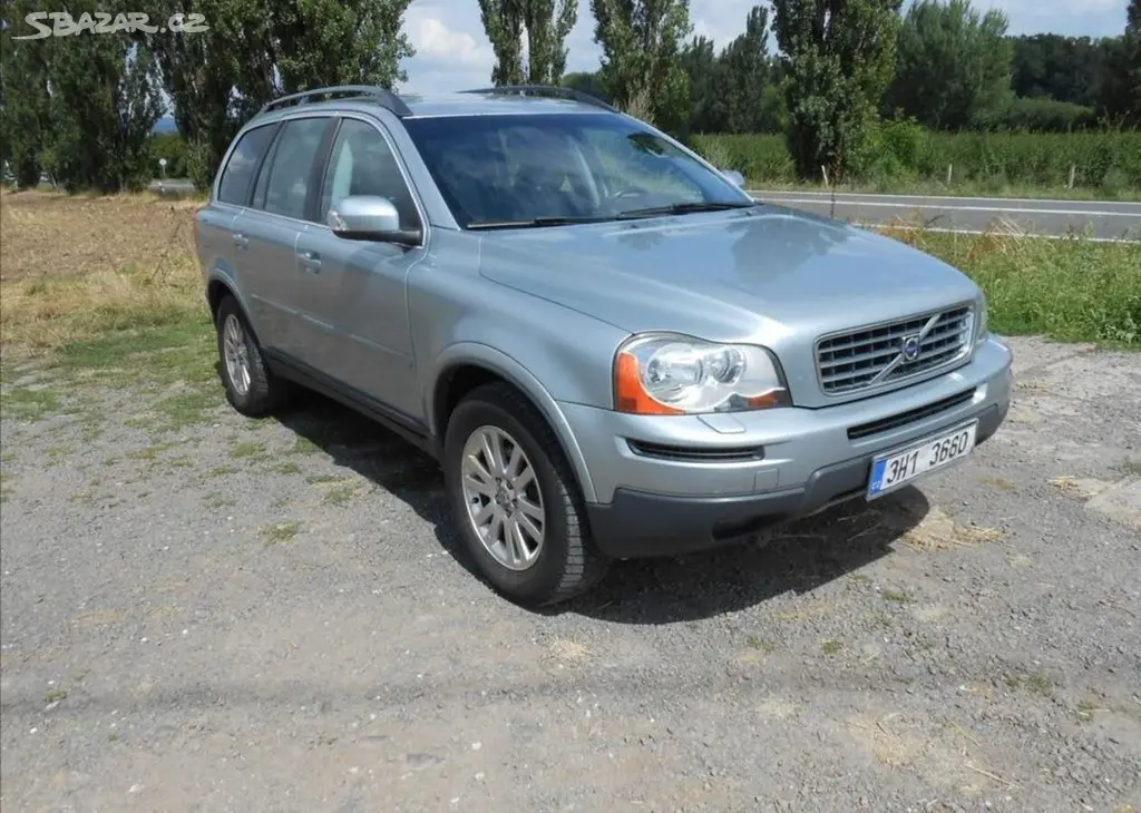 Volvo XC90 2,4 D5D 136 kW CZ Serviska nafta - fotka 5