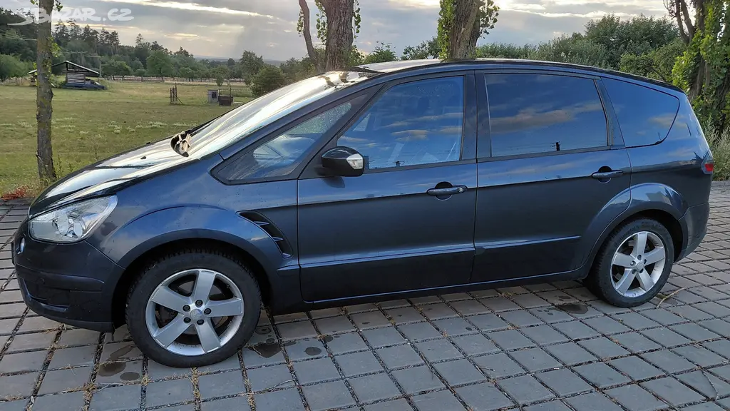 Ford S-Max 1.8 TDCi 7 míst 218 500 km - fotka 2