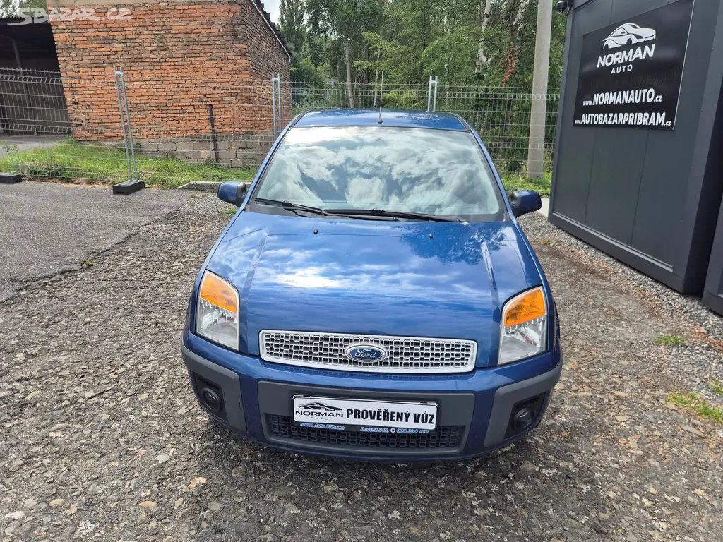 Ford Fusion, 1.4i 59kW, nová STK, pěkný - fotka 2