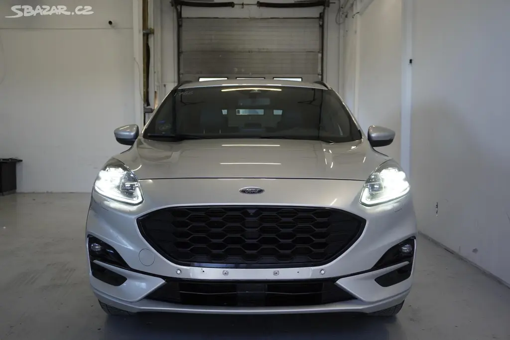 Ford Kuga, 2.0 TDCi ST-LINE 4x4 AUTOMAT 8 - fotka 2