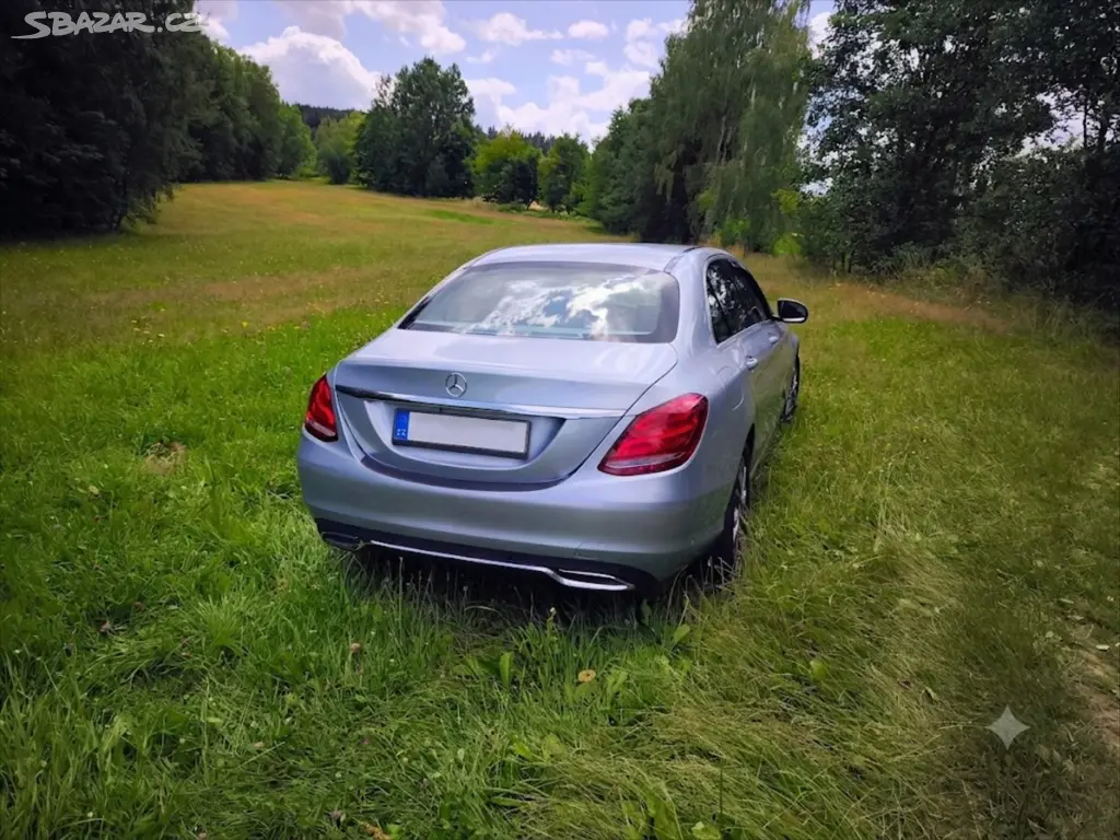 Mercedes-Benz Třídy C 2,0 C200 s 41 822km - fotka 2