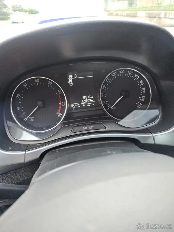 Škoda Fabia 1,0 MPI 55 kW, ČR, 2. majitel - fotka 3