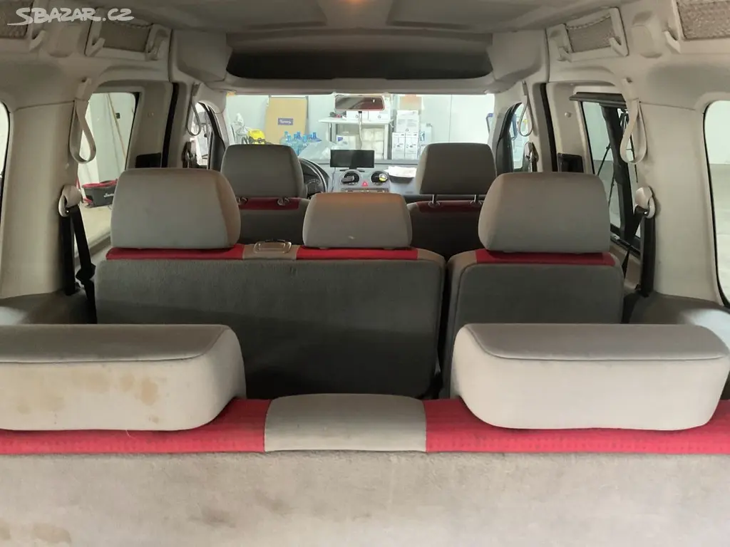 Volkswagen Caddy, MAXI 1.9TDI77KW BEZ DPF 7-MÍST - fotka 4