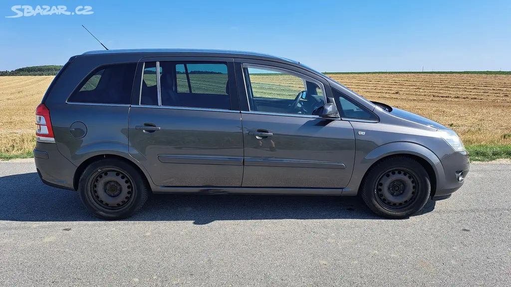 opel zafira B 1,8i 2009 - fotka 4