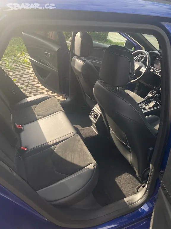 SEAT LEON CUPRA 2.0 STFI - fotka 4