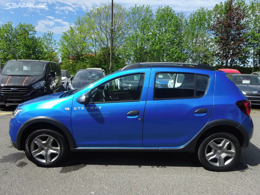 DACIA SANDERO 1,5 DCI STEPWAY - fotka 4