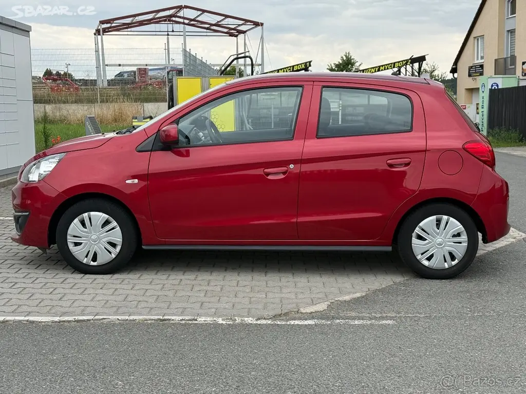 Mitsubishi Space Star 1.0 52Kw 2020 - fotka 3