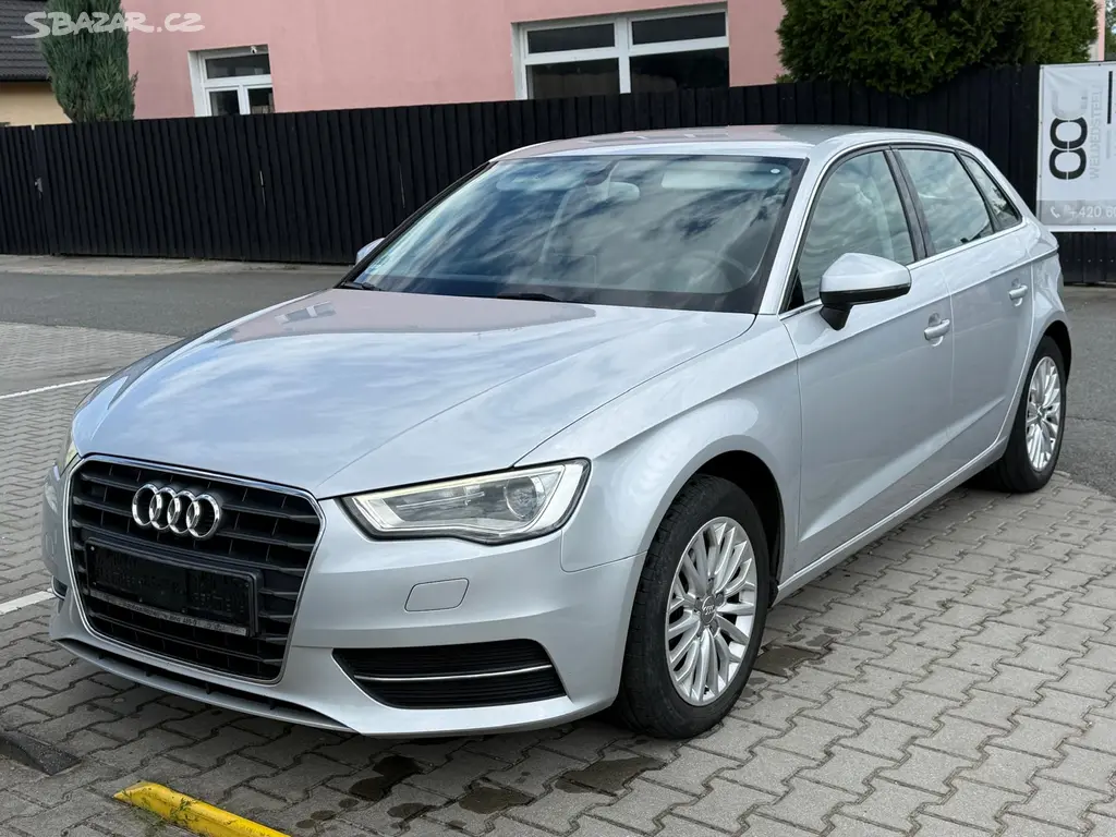 AUDI A3 SPORTBACK 1.4 TFSI 90KW 2013 XENONY