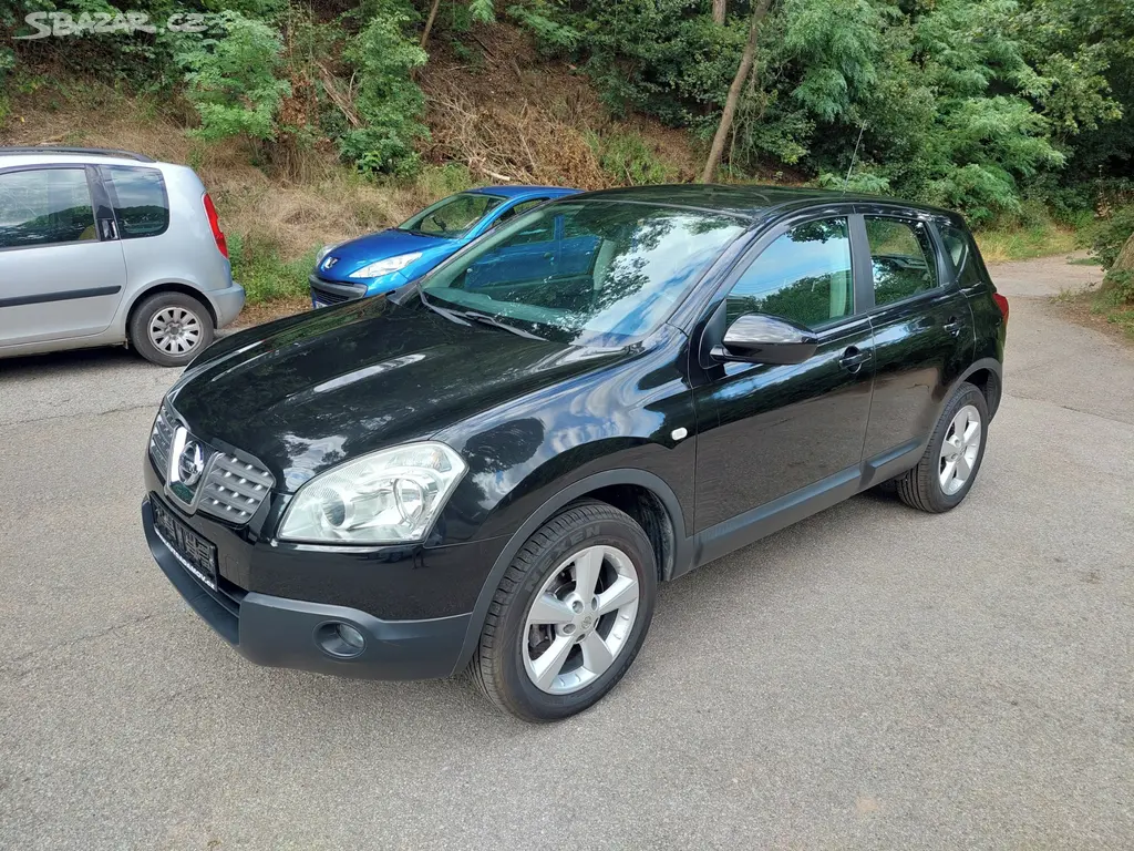 Nissan Qashqai 1.6, 84kw, benzín, rok 2009.
