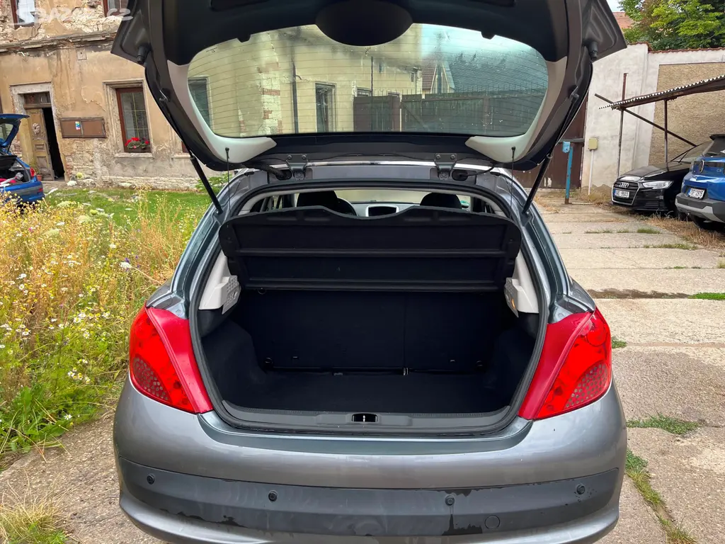 Peugeot 207 1.4 - fotka 4