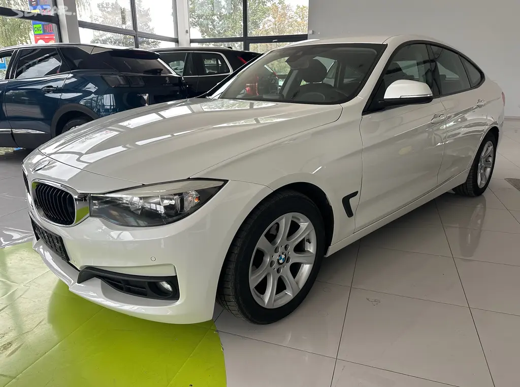 BMW Řada 3, 318dGT 2.0 KOMPLETNÍ SERVIS - fotka 3