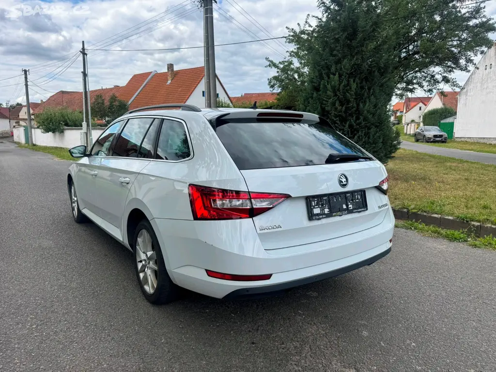 Škoda Superb 3 Combi 2.0TDI DSG 110kW DPH 1.majite - fotka 4