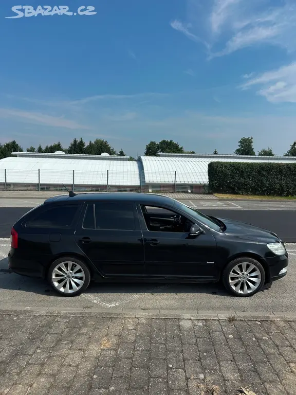 Škoda Octavia 2 2.0 TDI - fotka 2