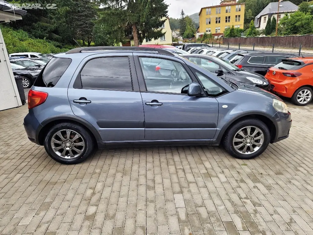 Suzuki SX4, 1.6 (79 kW), tažné - fotka 6