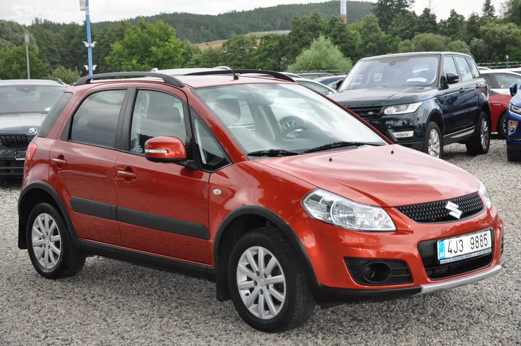 Suzuki SX4, 1.6i 4WD - fotka 2