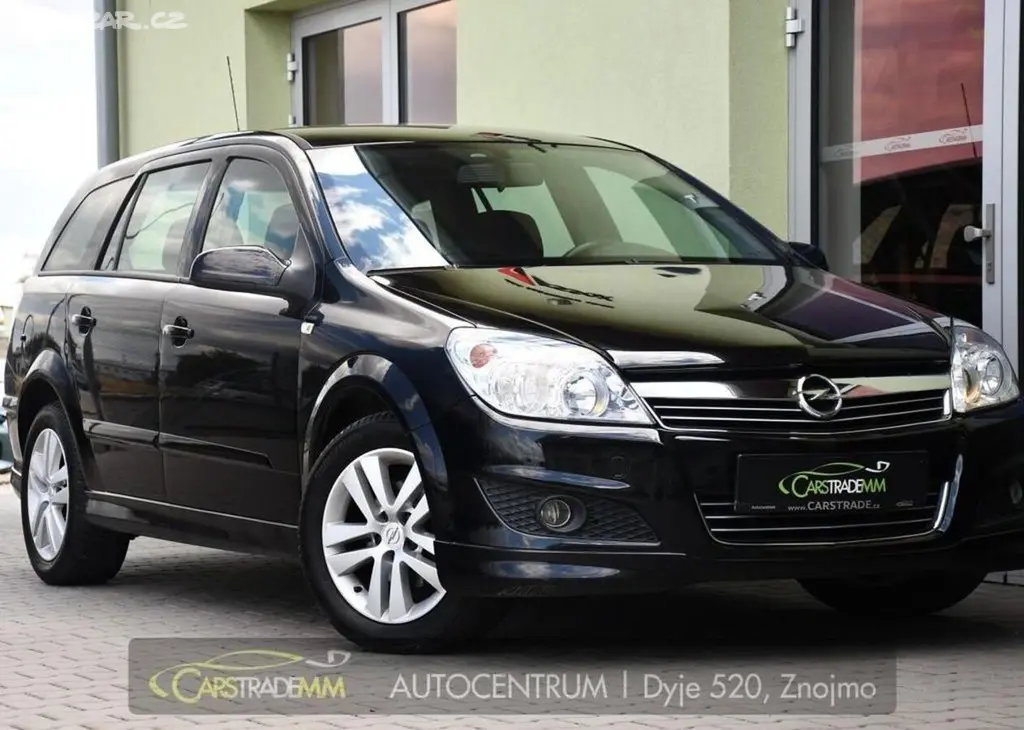 Opel Astra SW 1.6i SPORT A/C 81 kw - fotka 6