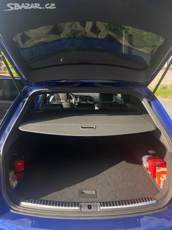 SEAT LEON CUPRA 2.0 STFI - fotka 2
