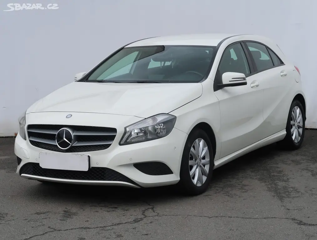 Mercedes-Benz Třídy A, 180 d, Klima, Vyhř. sedaček - fotka 2