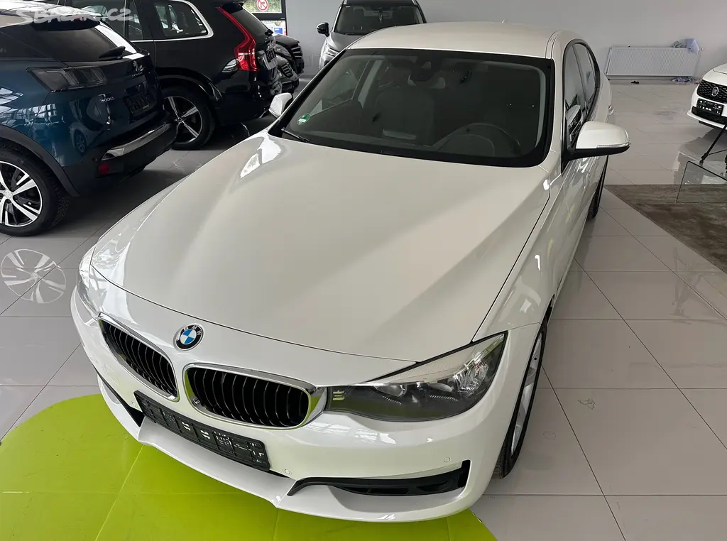BMW Řada 3, 318dGT 2.0 KOMPLETNÍ SERVIS - fotka 6