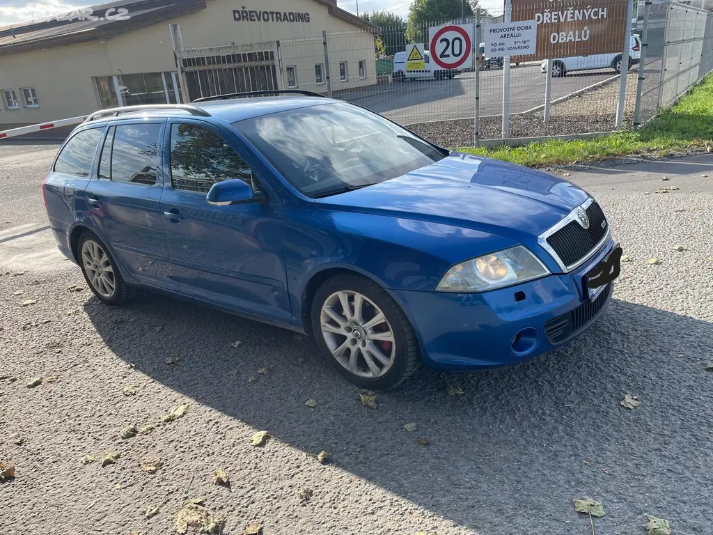 Škoda octavia 2 RS 1,9 TDI 125KW - fotka 3