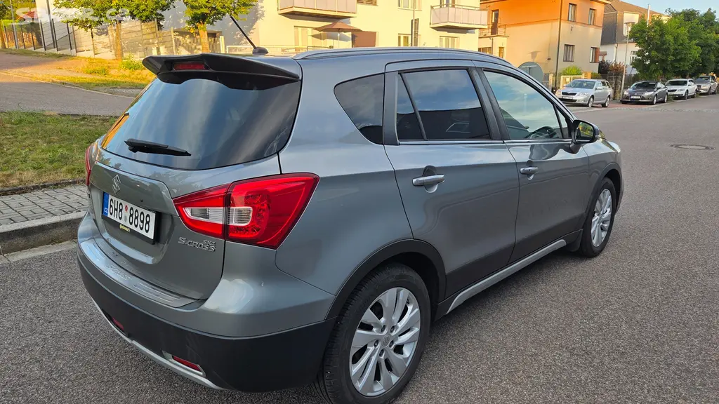 Suzuki S-Cross 1.0 BoosterJet 1. majitel,ČR, AUT - fotka 3