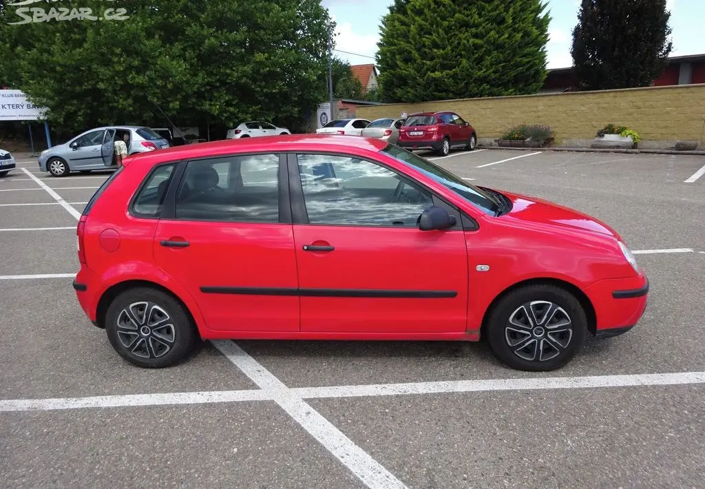 Volkswagen Polo, 1.2i r.v.2002(47 kw) KOUPENO V ČR - fotka 3