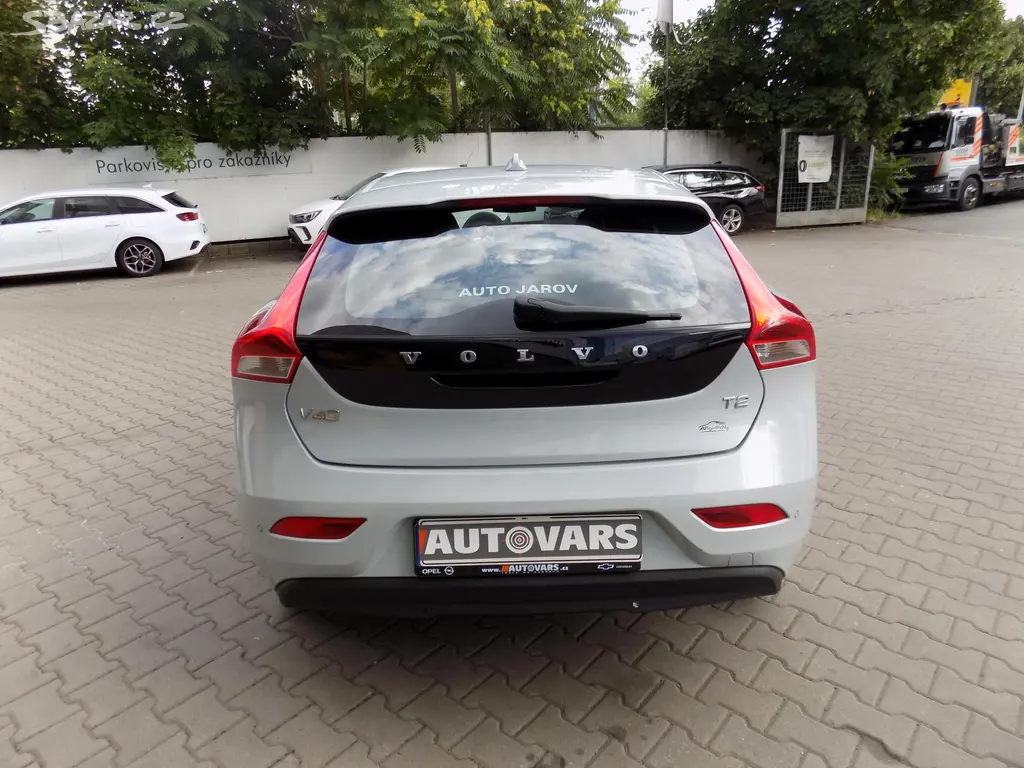 Volvo V40, 2.0 16V - fotka 6