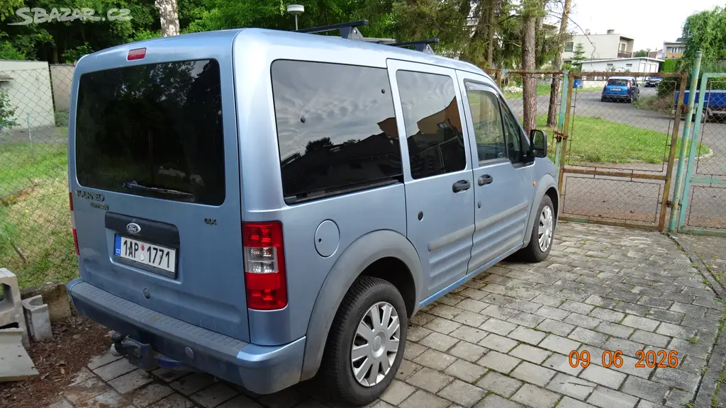 Ford Tourneo connect 1.8 TdCi 66kw - fotka 2