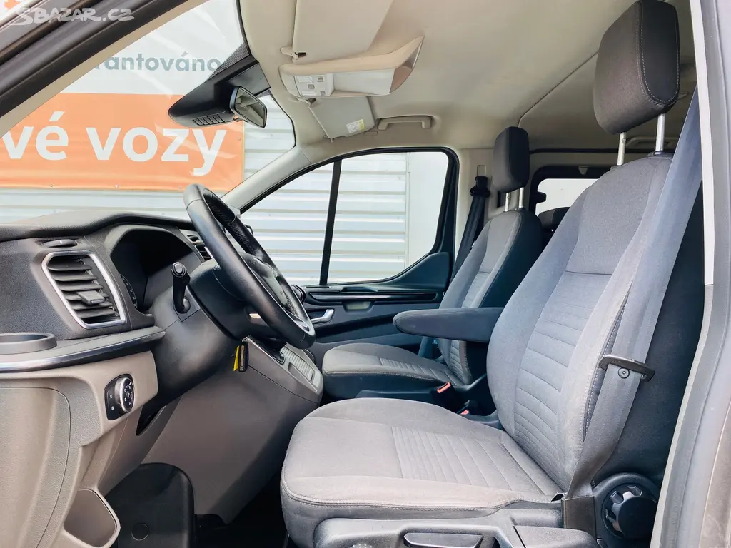 Ford Tourneo Custom, 2.0 EcoBlue 136kW L2 Titanium - fotka 5