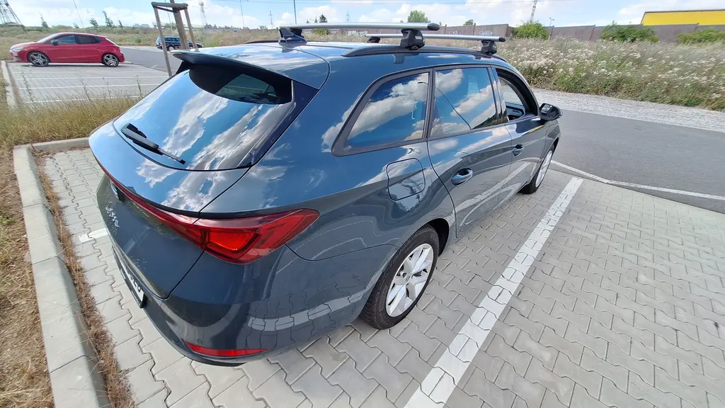 Seat Leon 1.5tsi 85kw manuál - fotka 4