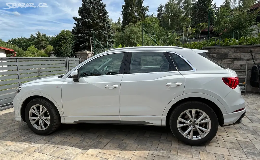 osobní automobil AUDI Q3 S line 35 TSFI 110 kW - fotka 2