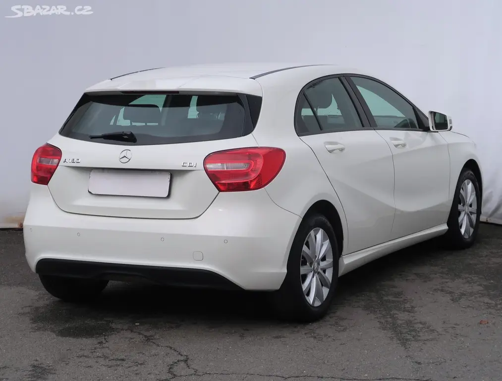 Mercedes-Benz Třídy A, 180 d, Klima, Vyhř. sedaček - fotka 5