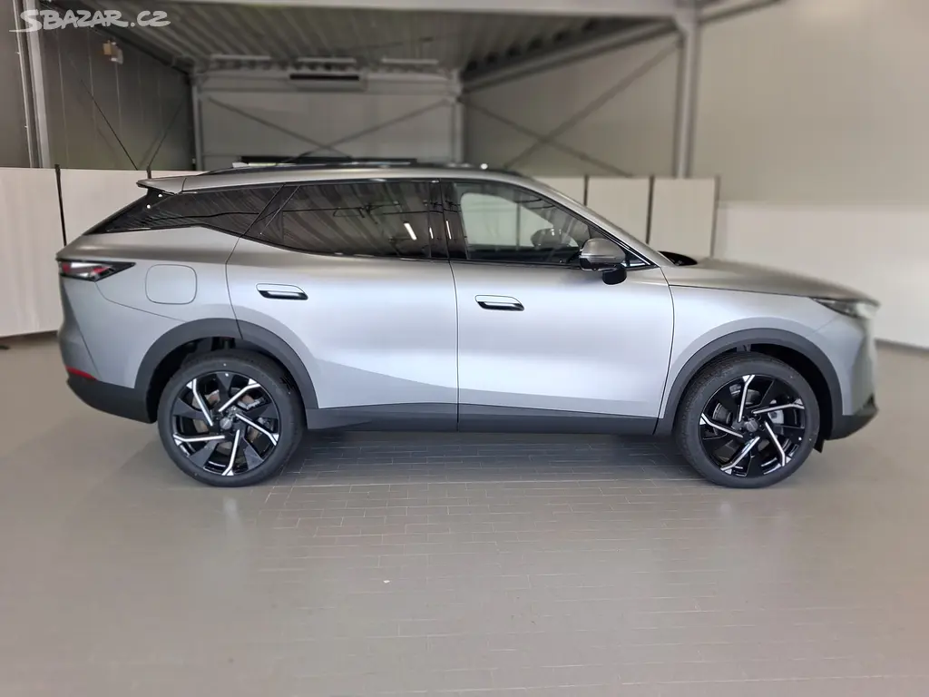Omoda 7, Luxury 1.5 tGDI PHEV - fotka 6