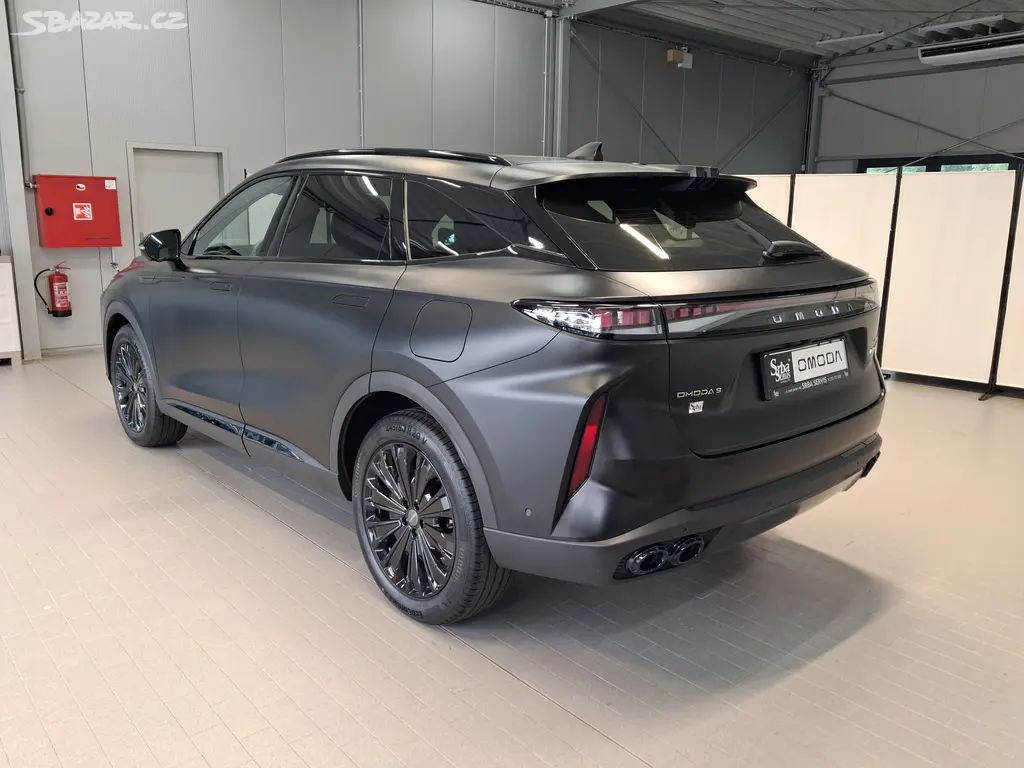Omoda 9, Premium 1.5TGDI PHEV AWD - fotka 3