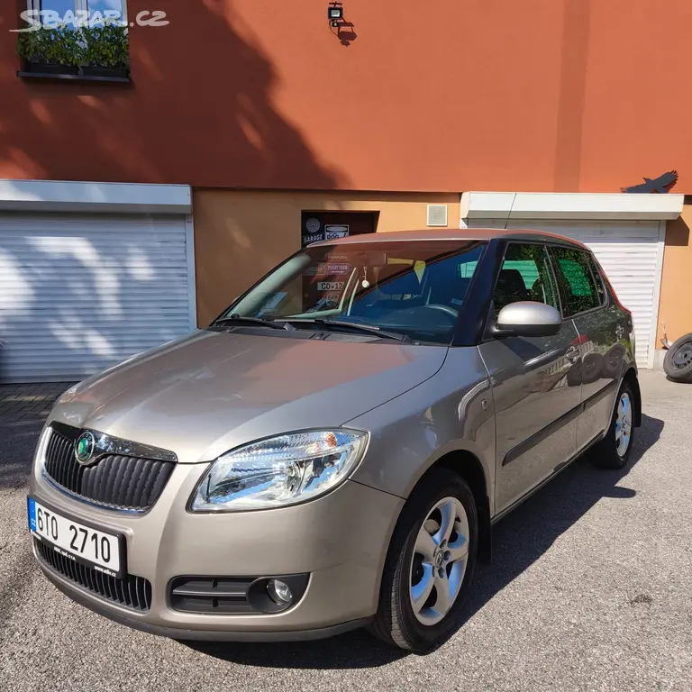 Škoda Fabia 1.2HTP poctivých 27600km po 1.majiteli