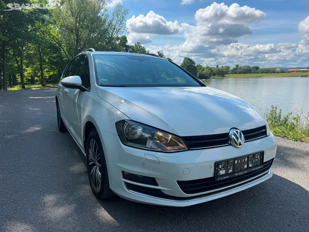 VW Golf 7 Variant 1.4tsi 150ps DSG, Panorama,tažné - fotka 3