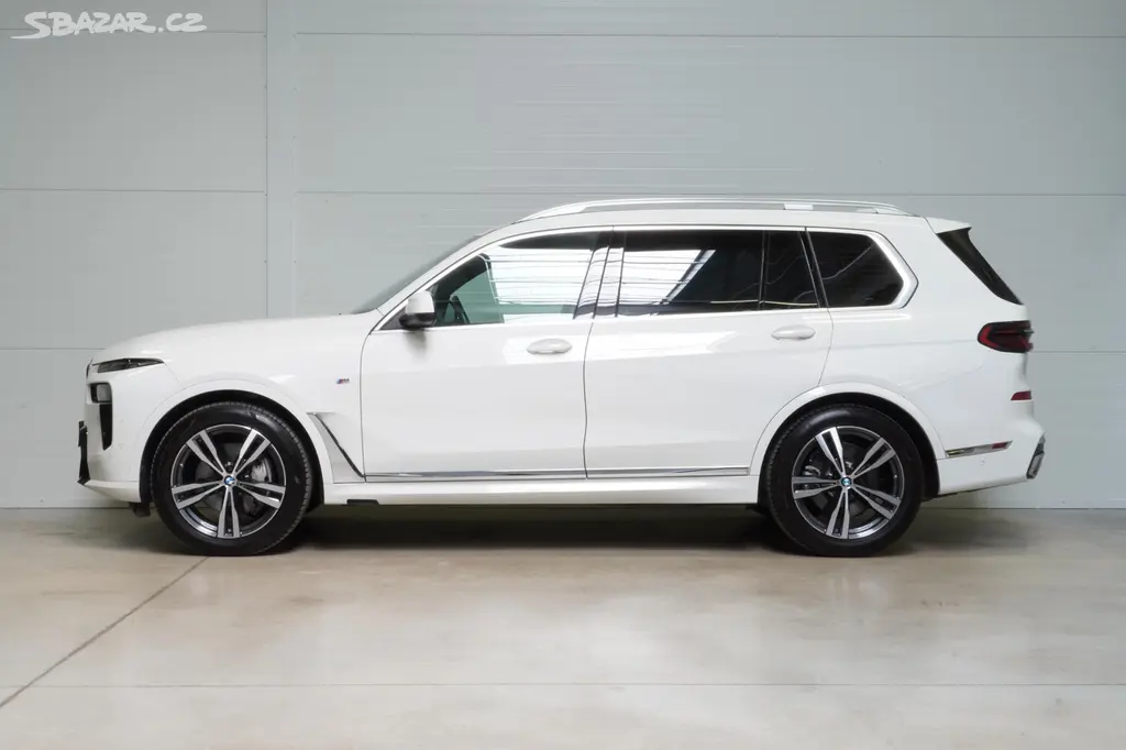BMW X7, Xdrive40d,Mpaket,ČR,DPH,Tažné - fotka 5